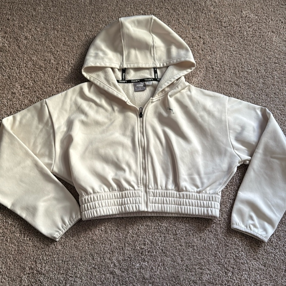 🔵 5 for $15 Puma Cream Women's Sweater